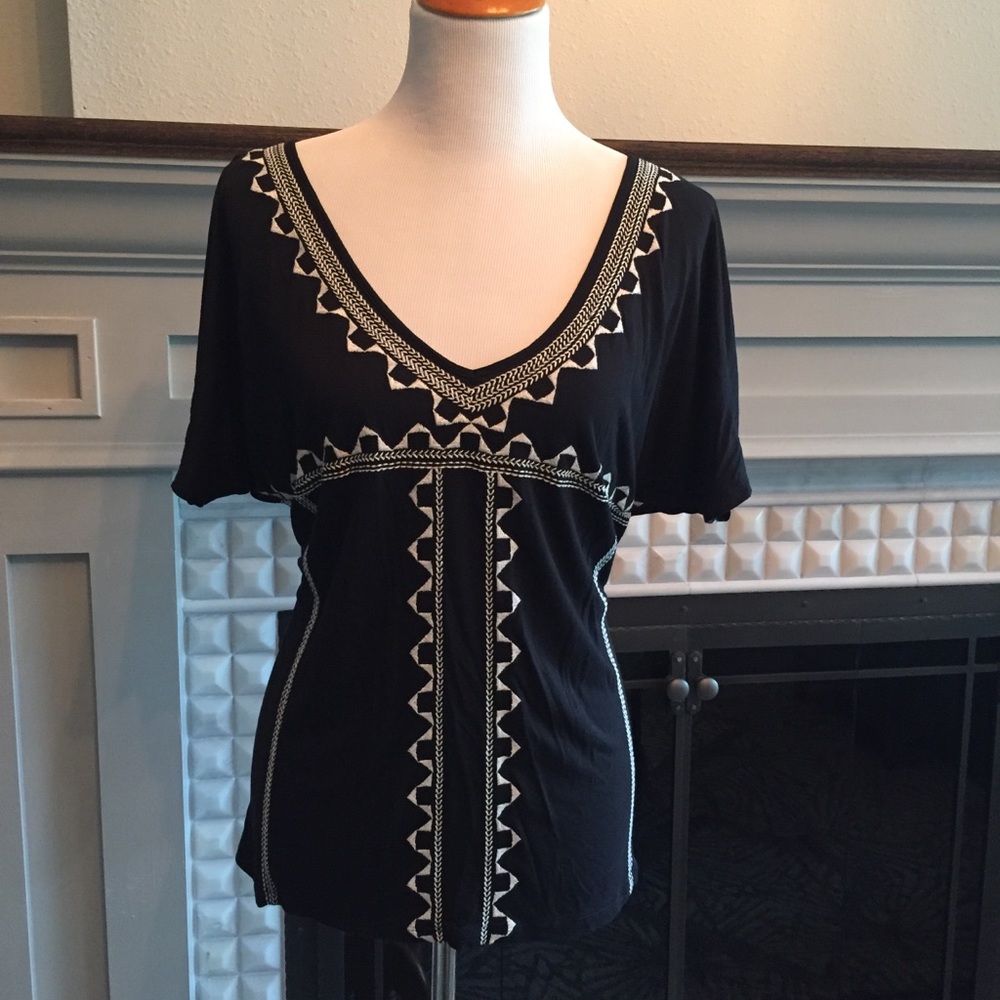 Old Navy Black Embroidered V-Neck Top